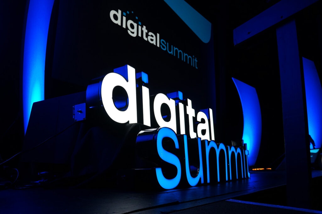 Carlos Yabar Portfolio - Digital Summit